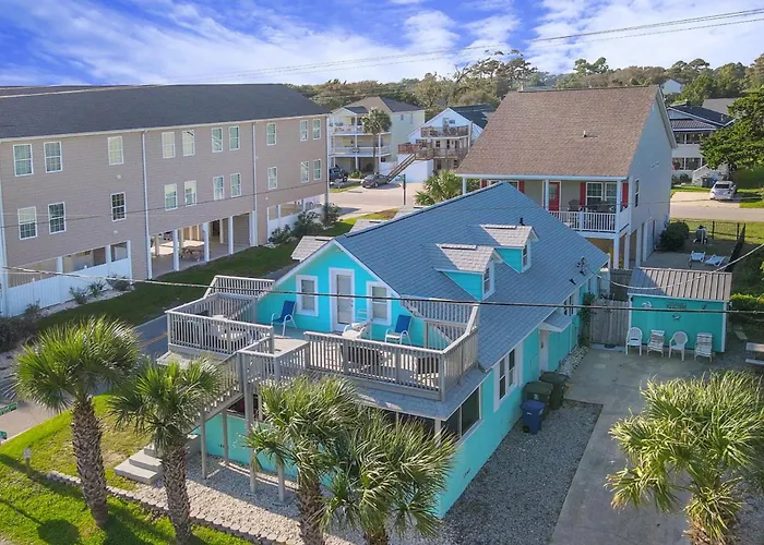 The Margaritaville House! Sleeps 13! Ocean Views And Rooftop Deck Myrtle Beach