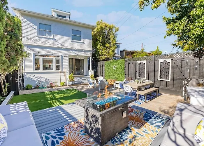 Luxury Retreat With Private Au Pair Suite Oakland