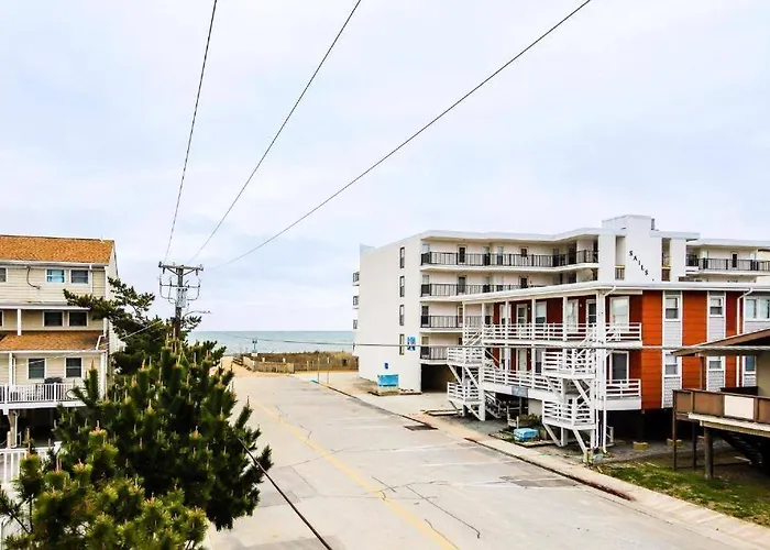 The Orange Crush - 5Br Beachfront Family Retreat Ocean City