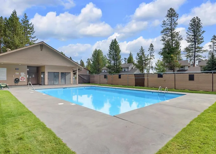 Pony Express 5 Villa Bend