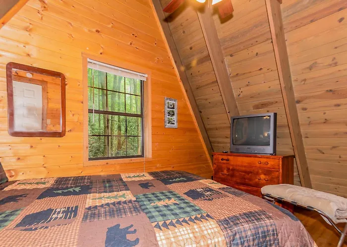 Smoky Bear Hideaway Villa Gatlinburg