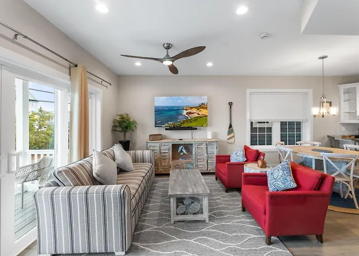 Salty Driftwood Villa Ocean City