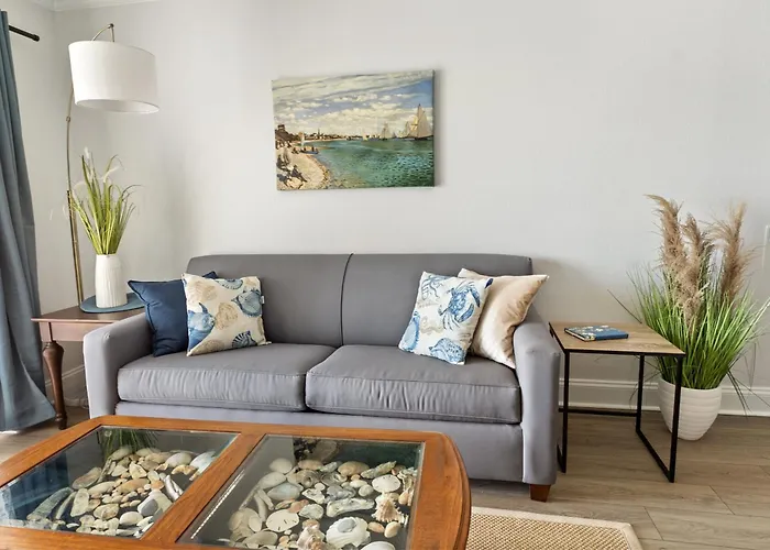 Oceanfront 2-Bedroom Condo At Marigot Beach Ocean City