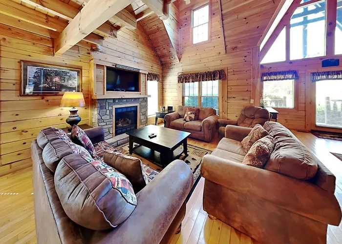 Peytons Hideaway Villa Gatlinburg