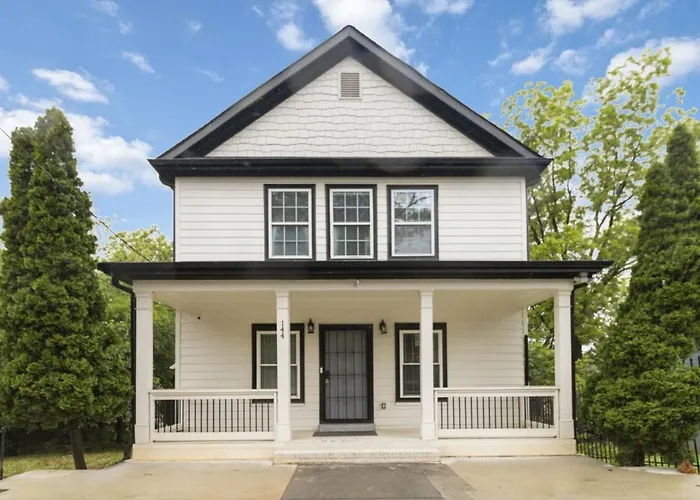 Grand Home Walk To Mercedes Benz Atlanta