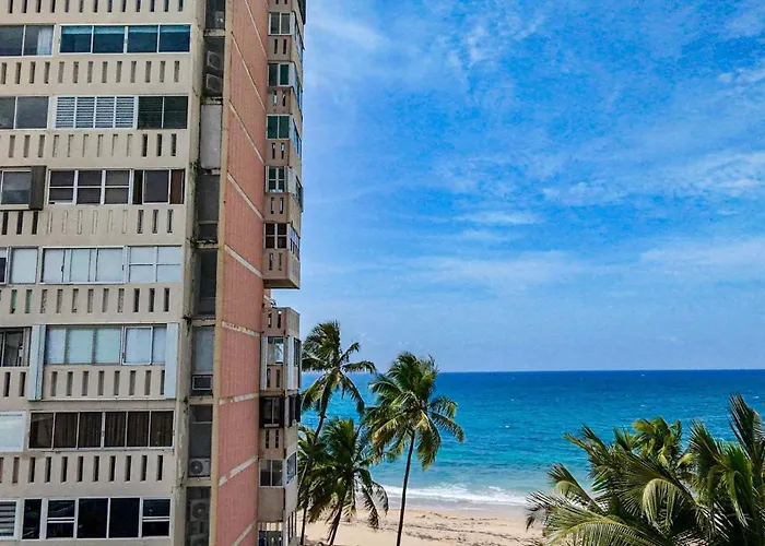 Condado Apt- Private Beach, Pool, & Family Ready! San Juan