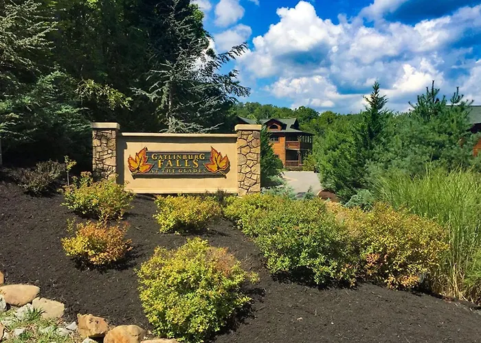 Bearskin Lodge Gatlinburg