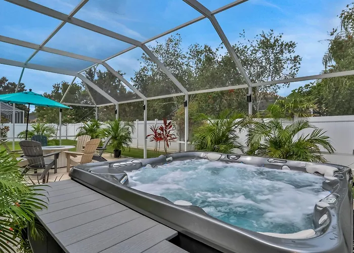 Spacious Home With Private Hot Tub, Firepit, Grill And 3 In 1 Game Table Palm Coast
