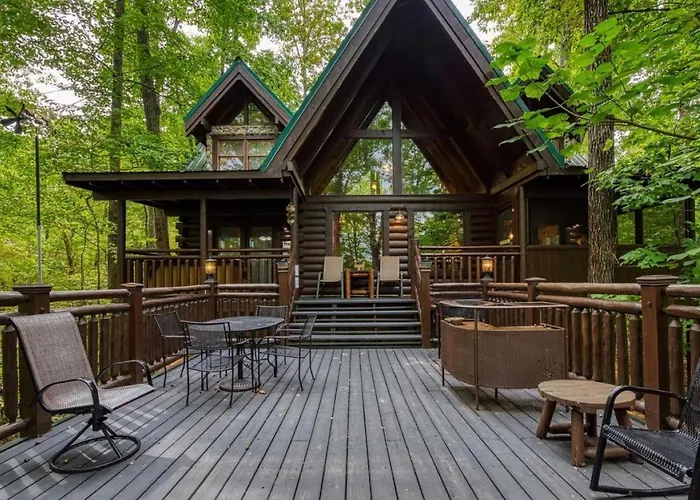 Free Attraction Tickets-Rise N Shine 3Br Cabin With Hot Tub, Pool Table-Arcade Game Gatlinburg