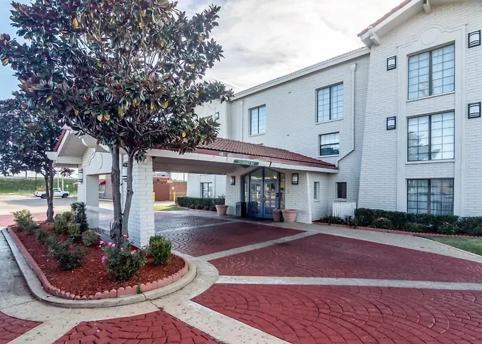 Econo Lodge Del City
