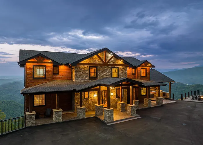 Skyfall Lodge By American Patriot Getaways Pigeon Forge
