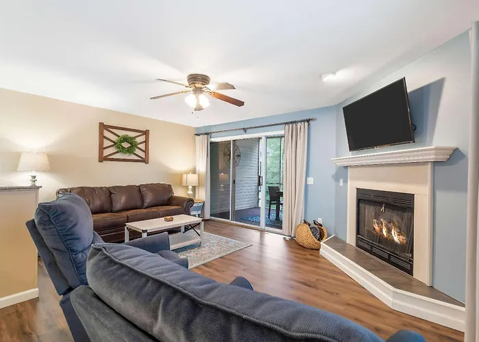 Bungalow On The Bluffs With Resort Amenities Branson
