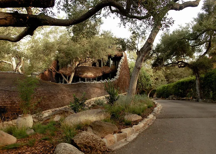 The Santa Barbara Whale House Villa