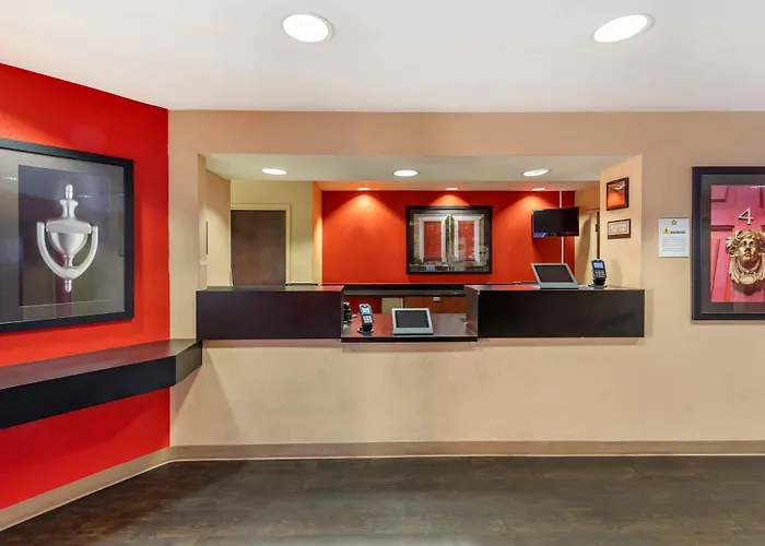 Relax Suites Extended Stay - La Mirada