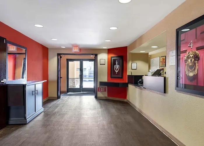Relax Suites Extended Stay - La Mirada