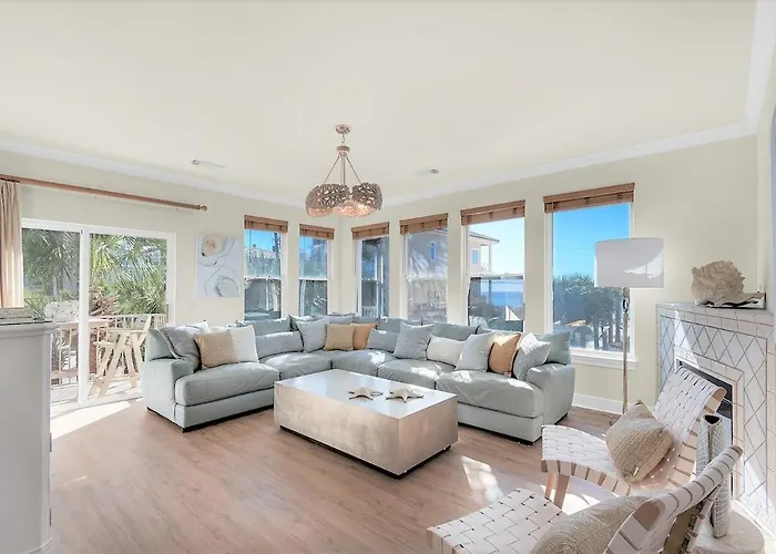 Shipwatch! Ocean Views And Direct Beach Access! Destin