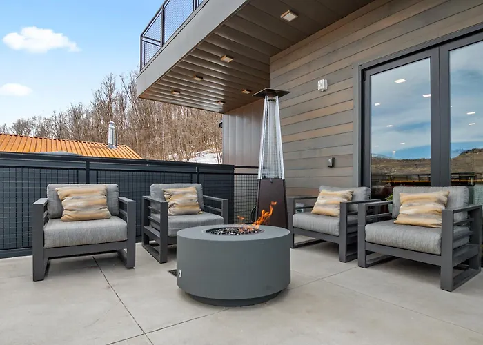 Kings Crown 201B Villa Park City