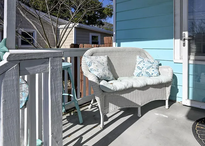 “The Sea Shanty" Classic Beach Cottage - Mins To Cb Boardwalk And Beach Access Carolina Beach