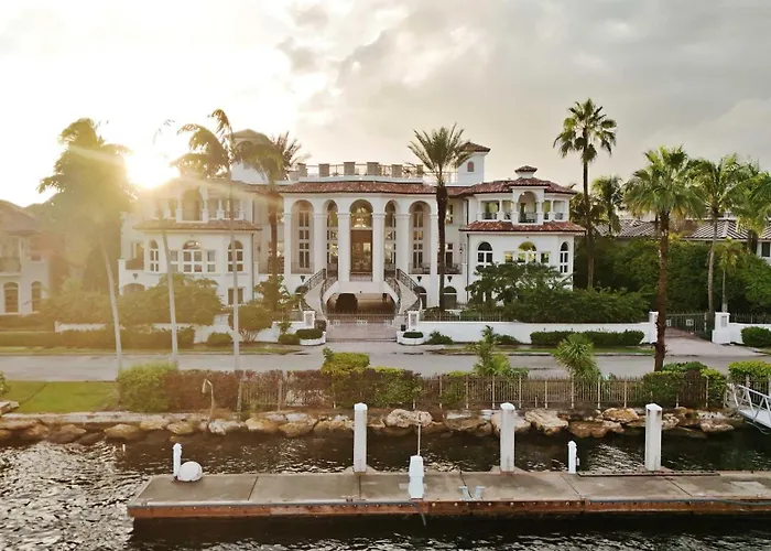 Incredible 9 Bedroom 11 Bath Idlewyld Mansion Fort Lauderdale