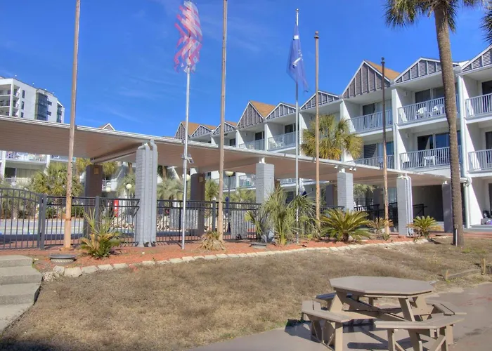 St. John'S Inn - 233 Myrtle Beach