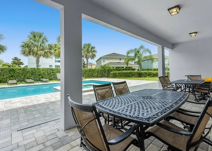 310 Falls Dr Orlando