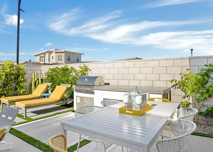 Lumen At Tahquitz: New Build With Pool Fire Pit Designer Interiors Villa Palm Springs