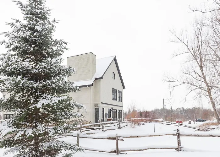 Strathmere Country Retreat Ottawa