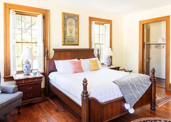 Bird Baldwin House By Lucky Savannah