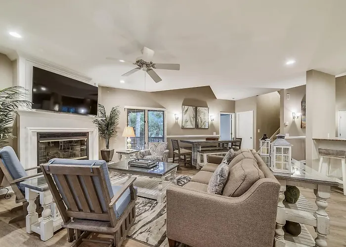 8 Cottage Court Hilton Head Island