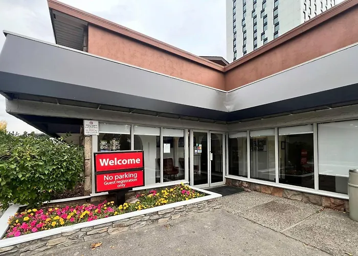 Econo Lodge Motel Village Calgary