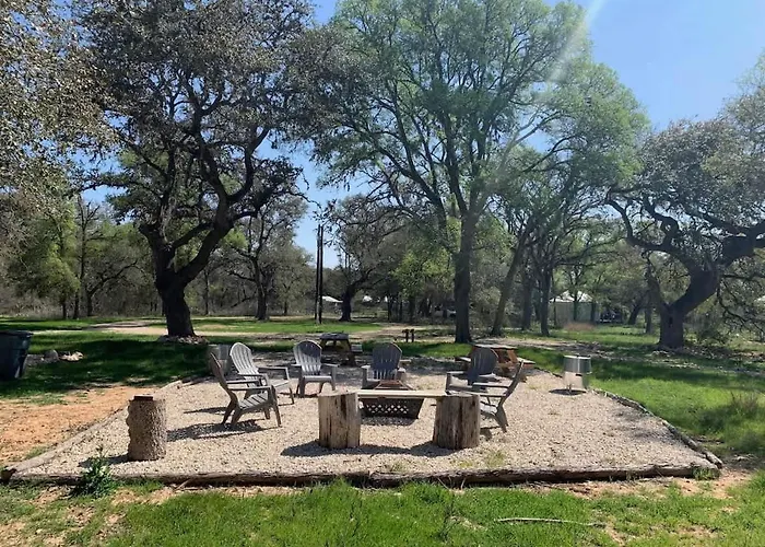 Ot 3515H Texas Yurt Haus Horned Frog Villa New Braunfels