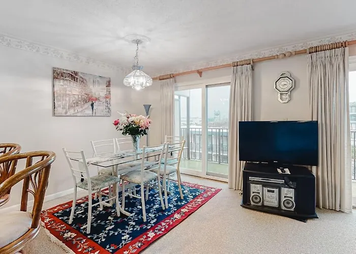 Sunchaser 305 Ocean City