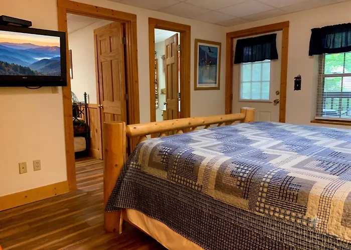Er65 - Eagles Point - Great Location, Close To All The Action! Cabin Pigeon Forge