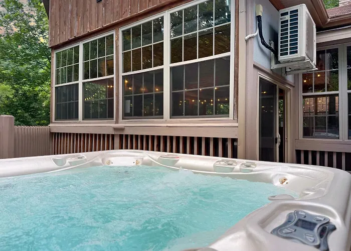 Escape To The Estate At Mill Creek Luxury 5Bed With Private Pool Hot Tub Game Room Fire Pit Pigeon Forge