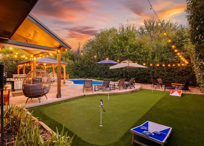 Timeless-Texas-Inn - Heated Pool Oasis & Lux Vibe Round Rock