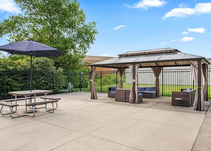 Extended Stay America Suites - Fort Wayne - North