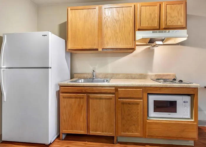 Extended Stay America Select Suites - Indianapolis - Greenwood