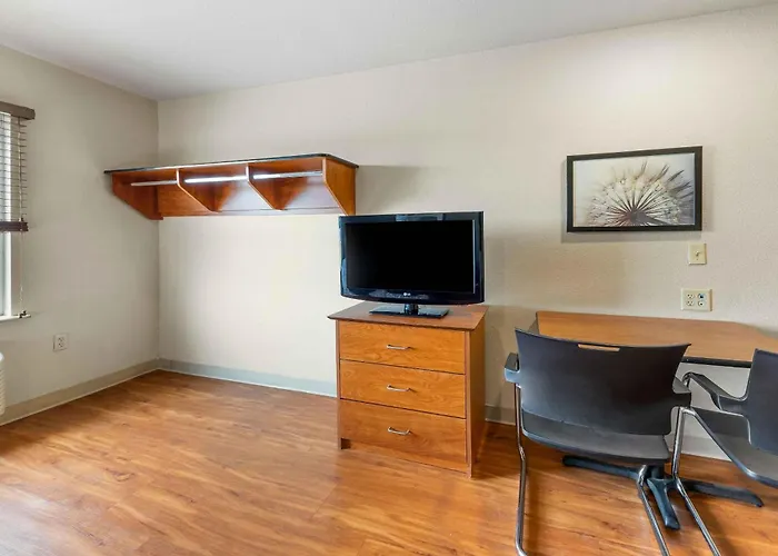 Extended Stay America Select Suites - Indianapolis - Greenwood
