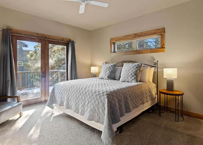 River Wild Family Lodge In Bend Or
