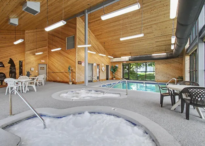 Stone Crest Summit By Beyond Expectations W Pool Villa Gatlinburg