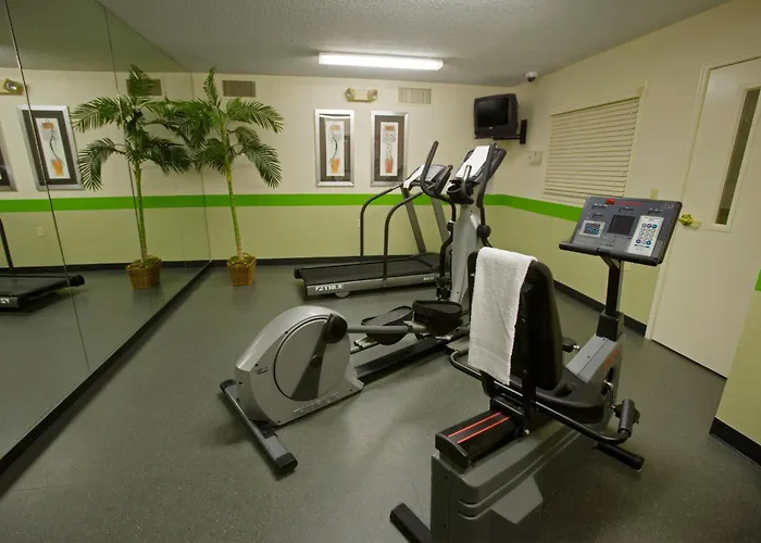 Extended Stay America Suites - Richmond - W Broad Street - Glenside - North Dumbarton