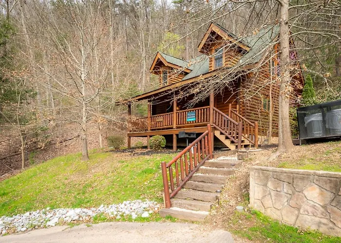 Bear Naked Villa Pigeon Forge